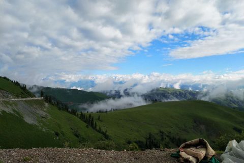 Yining Departure Ili Loop Carpool, 2 6 Person Pure Tour Small Group, Explore Grasslands and Flower Seas