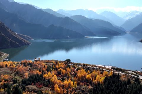How to Choose a Regular Travel Agency Small Group Tour in Xinjiang  Urumqi Departure Pure Play Small Group Tour