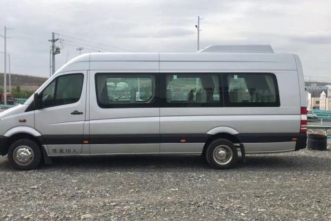 A Family of Three on the Northern Xinjiang Grand Loop  Which Car Model to Choose for a More Comfortable Charter