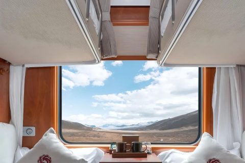 Where to buy tickets for the New Southern Express Xiaoxiang, how to register, and what to prepare