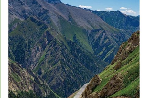 How to pay the deposit for Xinjiang Silver Hair Special Train tickets and official booking methods