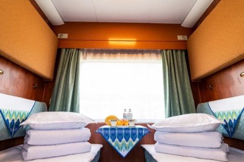 Tianshan Tourism Train Booking Center Customer Service Contact and FAQ