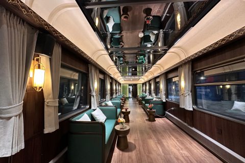 How to Buy Tickets for the Chengdu Panda Special Train  Authorized Ticket Office for the North South Xinjiang Double Sleeper Luxury Special Train