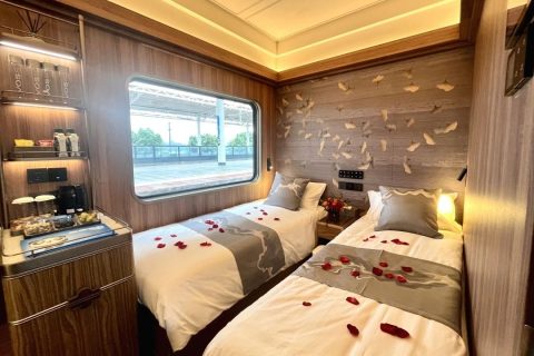 2027 Chengdu Panda Train to Xinjiang, What Materials Are Needed for Booking